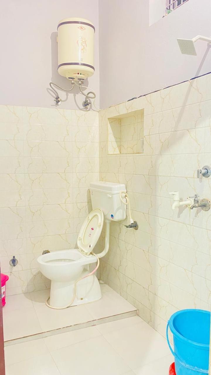 מטורה Ram Paying Guest House & Hostel Near By Krishna Janmabhoomi מראה חיצוני תמונה
