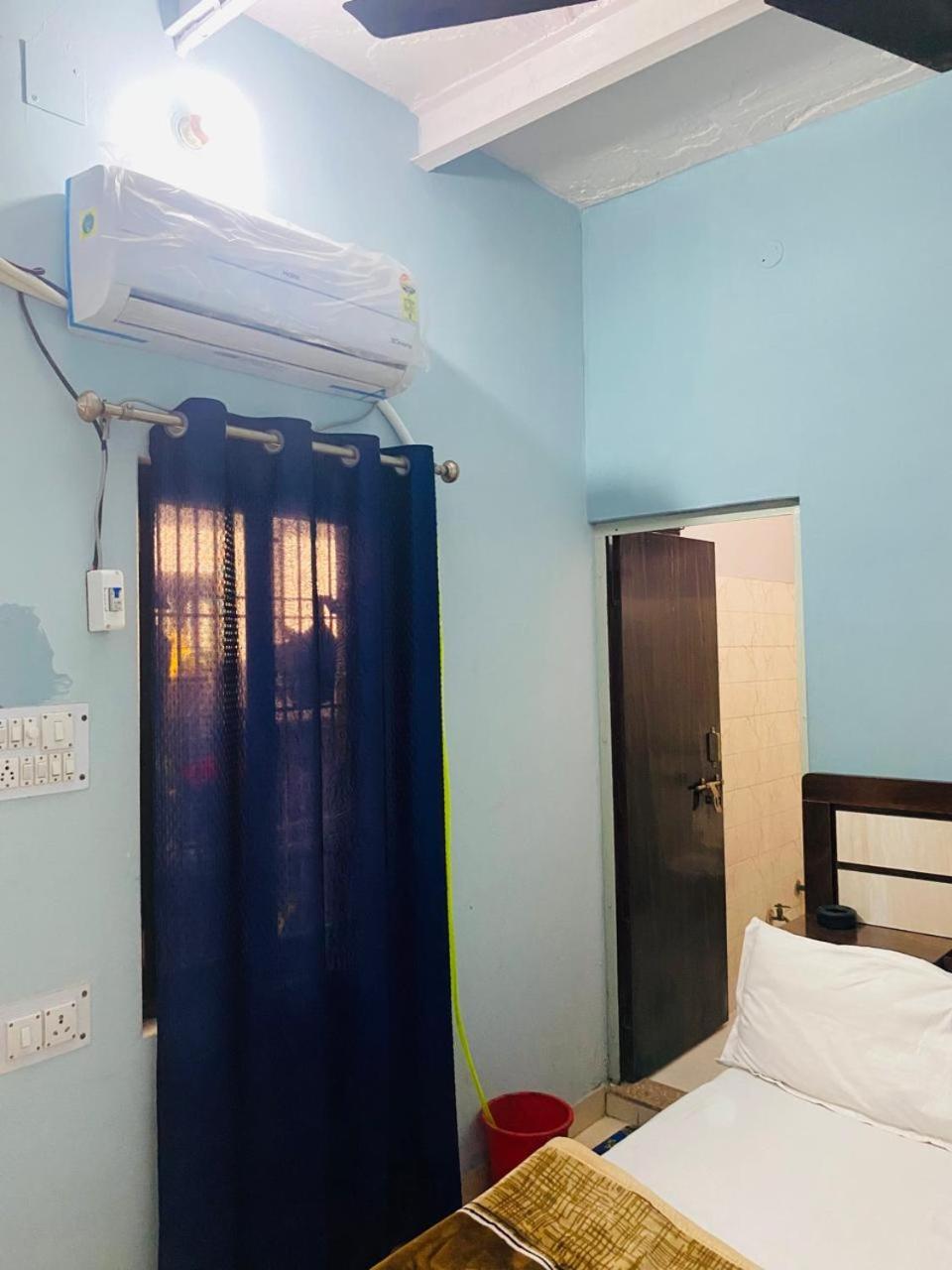 מטורה Ram Paying Guest House & Hostel Near By Krishna Janmabhoomi מראה חיצוני תמונה