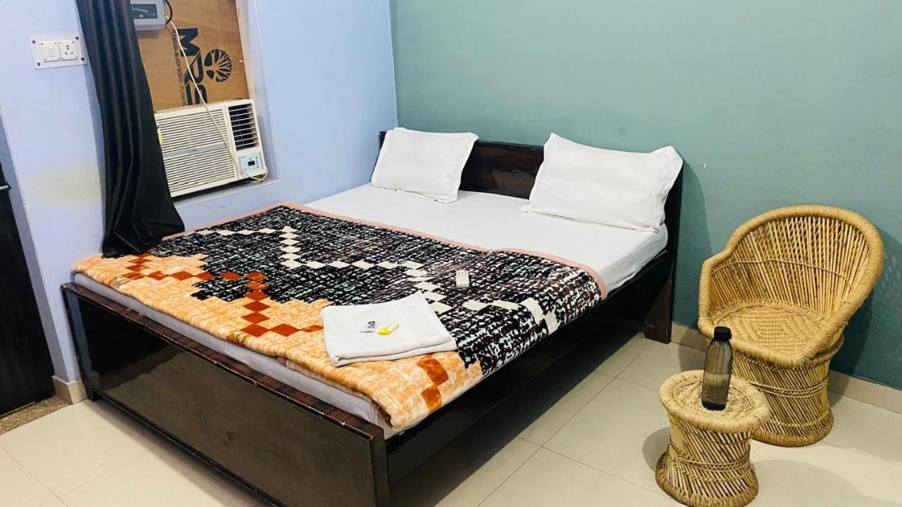 מטורה Ram Paying Guest House & Hostel Near By Krishna Janmabhoomi מראה חיצוני תמונה