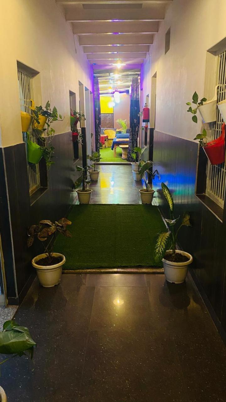 מטורה Ram Paying Guest House & Hostel Near By Krishna Janmabhoomi מראה חיצוני תמונה